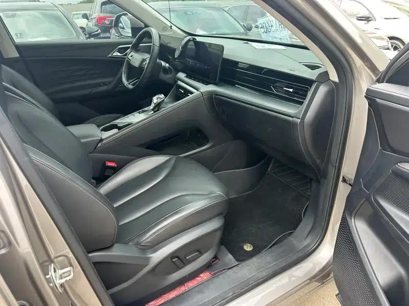 Roewe RX5 2023 Flagship Smart Driving Edition — миниатюра 7