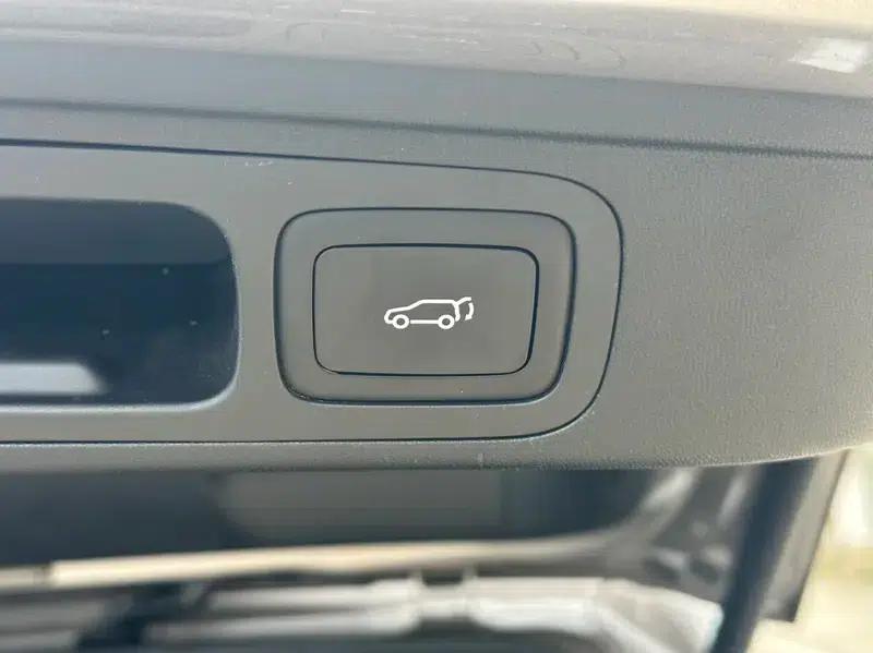 Roewe RX5 2023 Flagship Smart Driving Edition — миниатюра 8