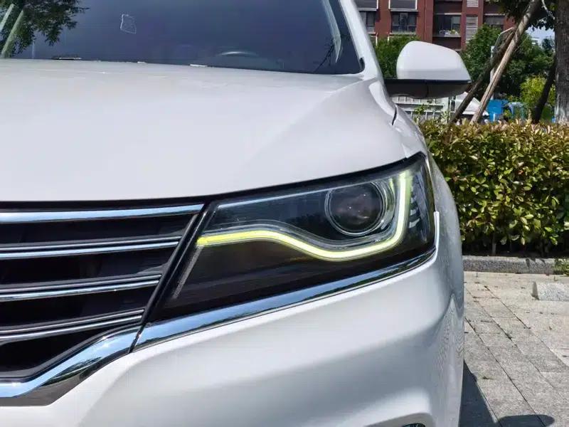 Roewe RX5 2016 20T 2WD Manual Flagship Edition — миниатюра 7