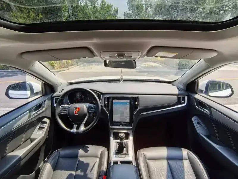 Roewe RX5 2016 20T 2WD Manual Flagship Edition — миниатюра 9