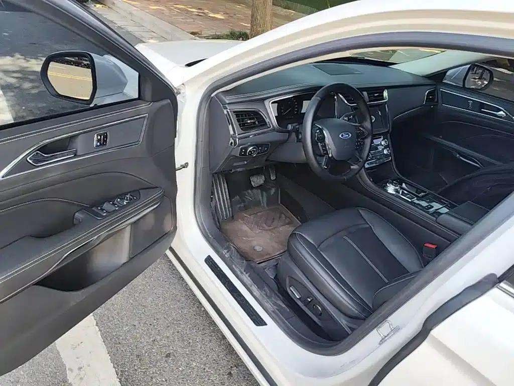 Taurus 2017 EcoBoost 245 Fashion Edition — миниатюра 16