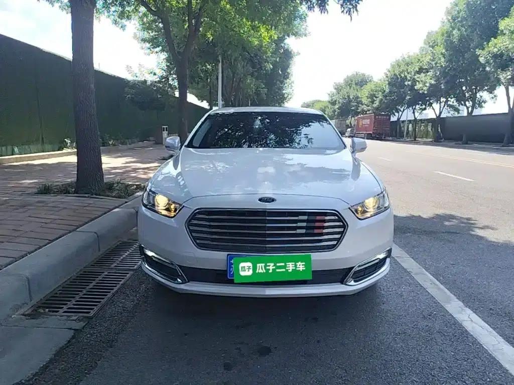 Taurus 2017 EcoBoost 245 Fashion Edition — миниатюра 3
