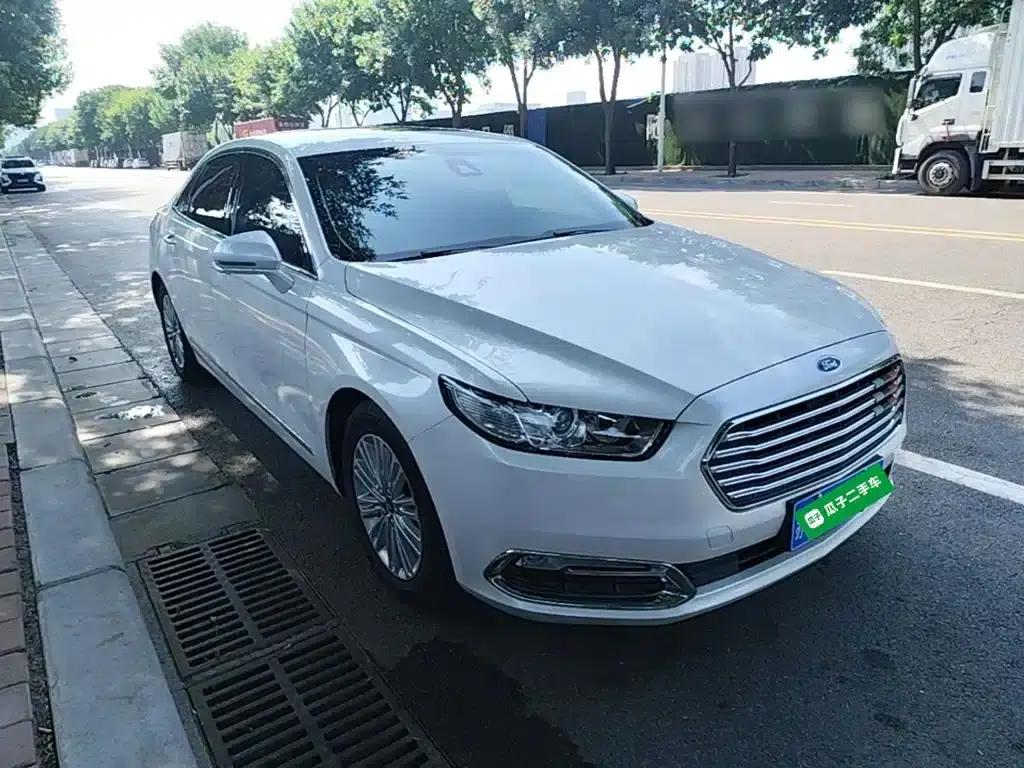 Taurus 2017 EcoBoost 245 Fashion Edition — миниатюра 4