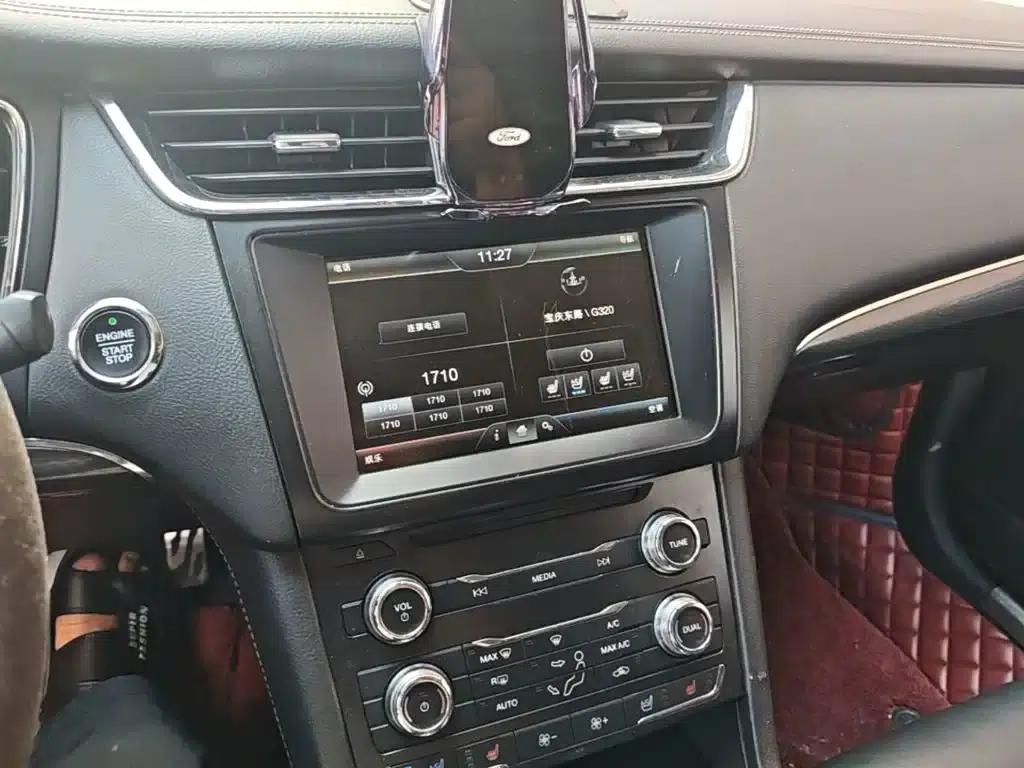 2015 Taurus EcoBoost 245 Fashion Edition — миниатюра 13