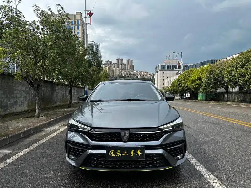 Roewe i5 2021 1.5L CVT Platinum Edition — миниатюра 2