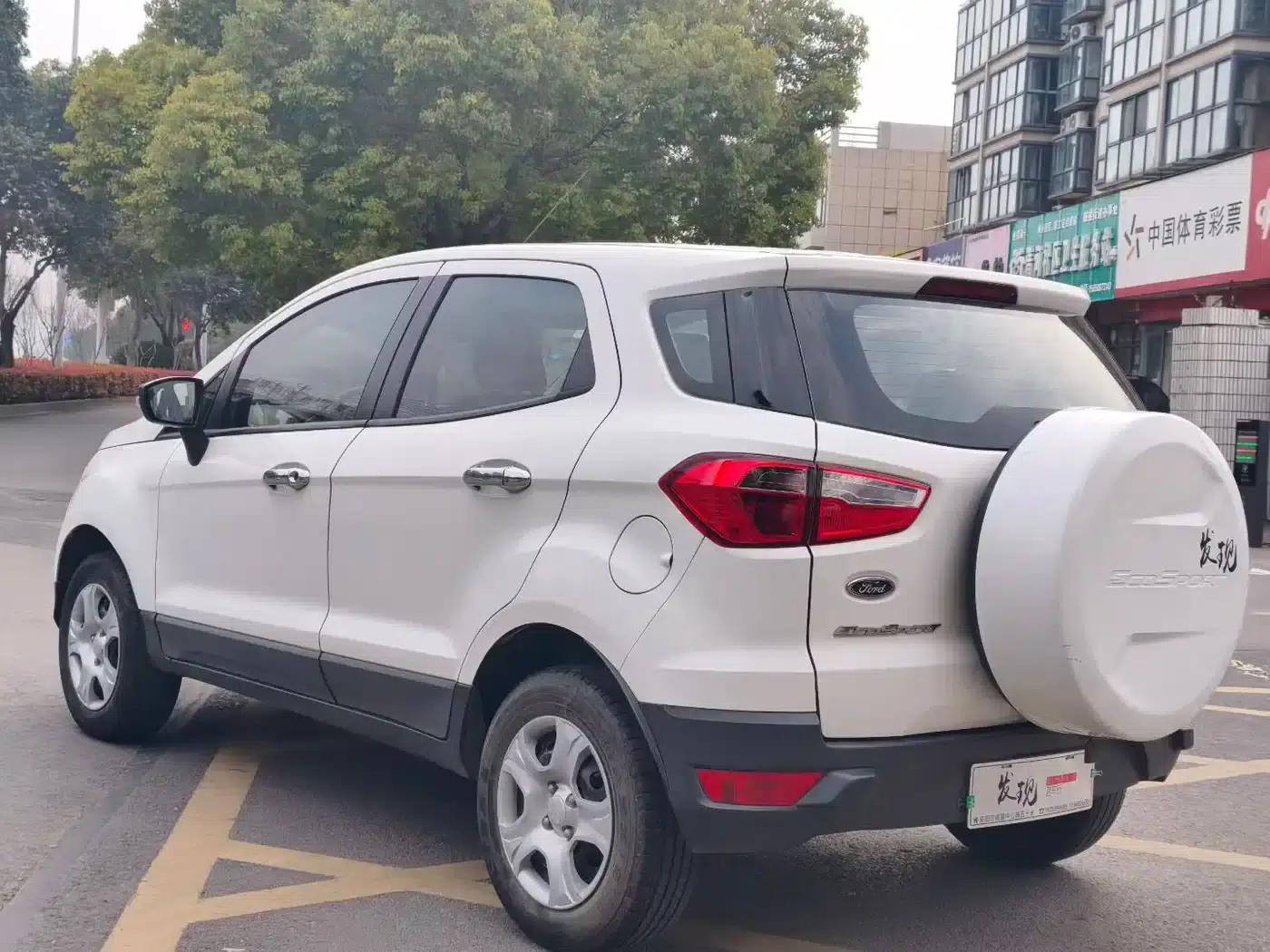 EcoSport 2013 1.5L Manual Comfort Model — миниатюра 7