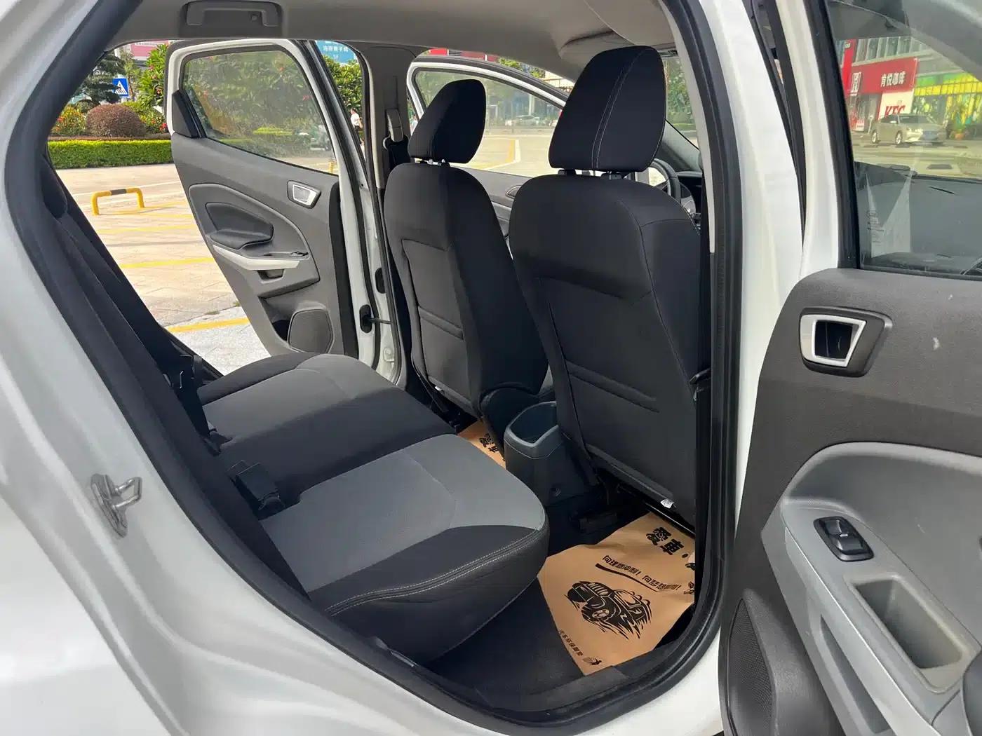 EcoSport 2016 1.5L Automatic Sport Classic Edition — миниатюра 11