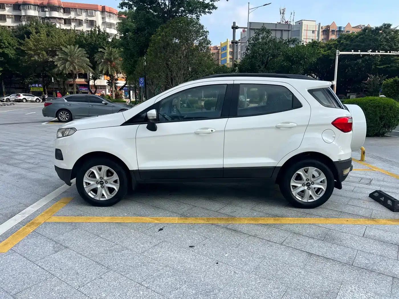 EcoSport 2016 1.5L Automatic Sport Classic Edition — миниатюра 4