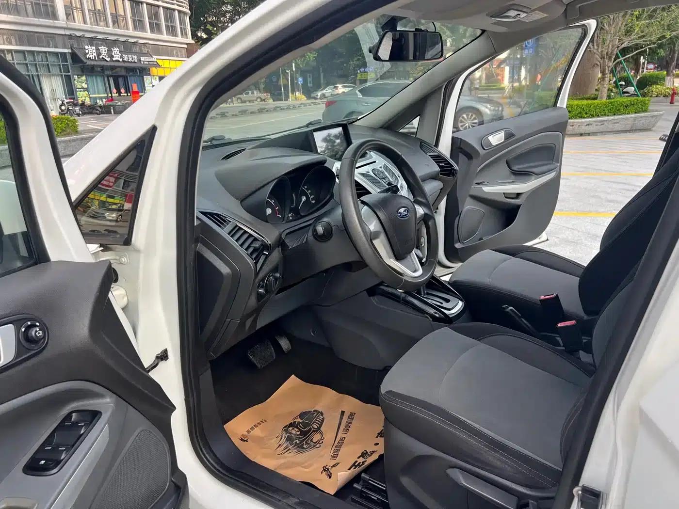 EcoSport 2016 1.5L Automatic Sport Classic Edition — миниатюра 8