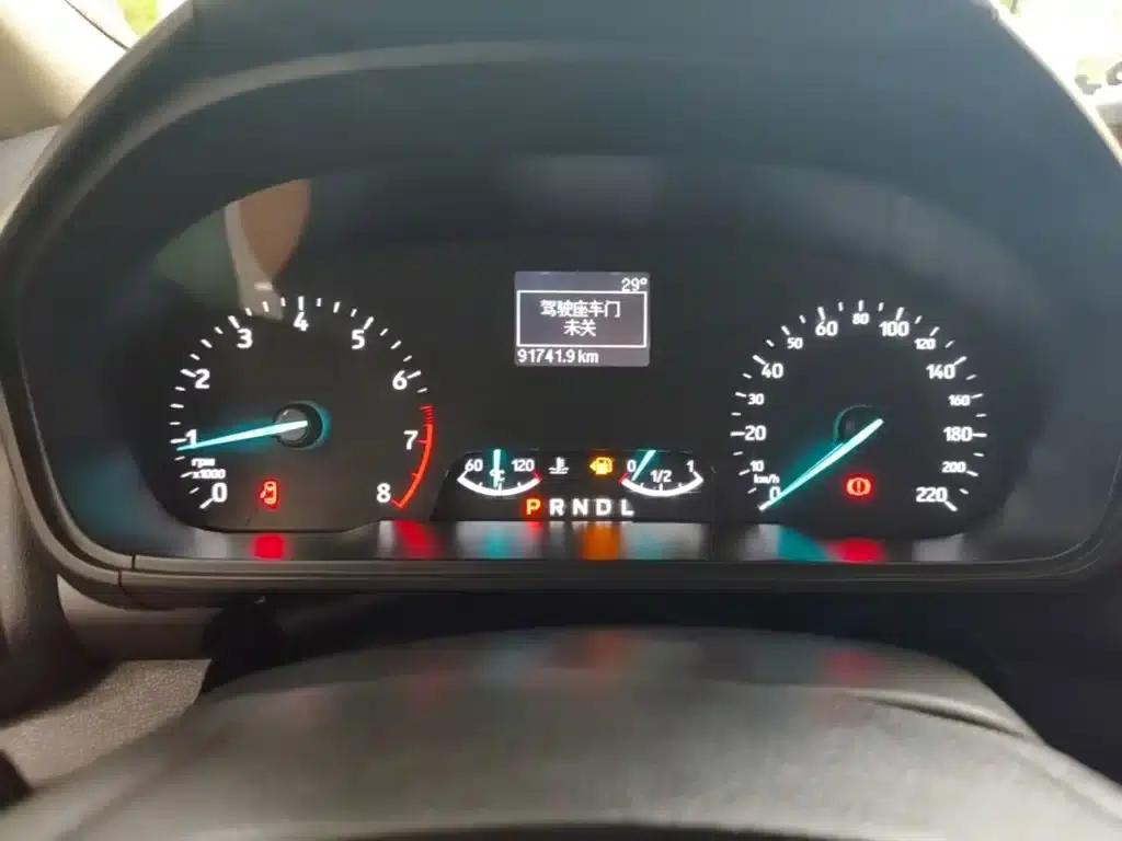 EcoSport 2018 1.5L Automatic Elite — миниатюра 12