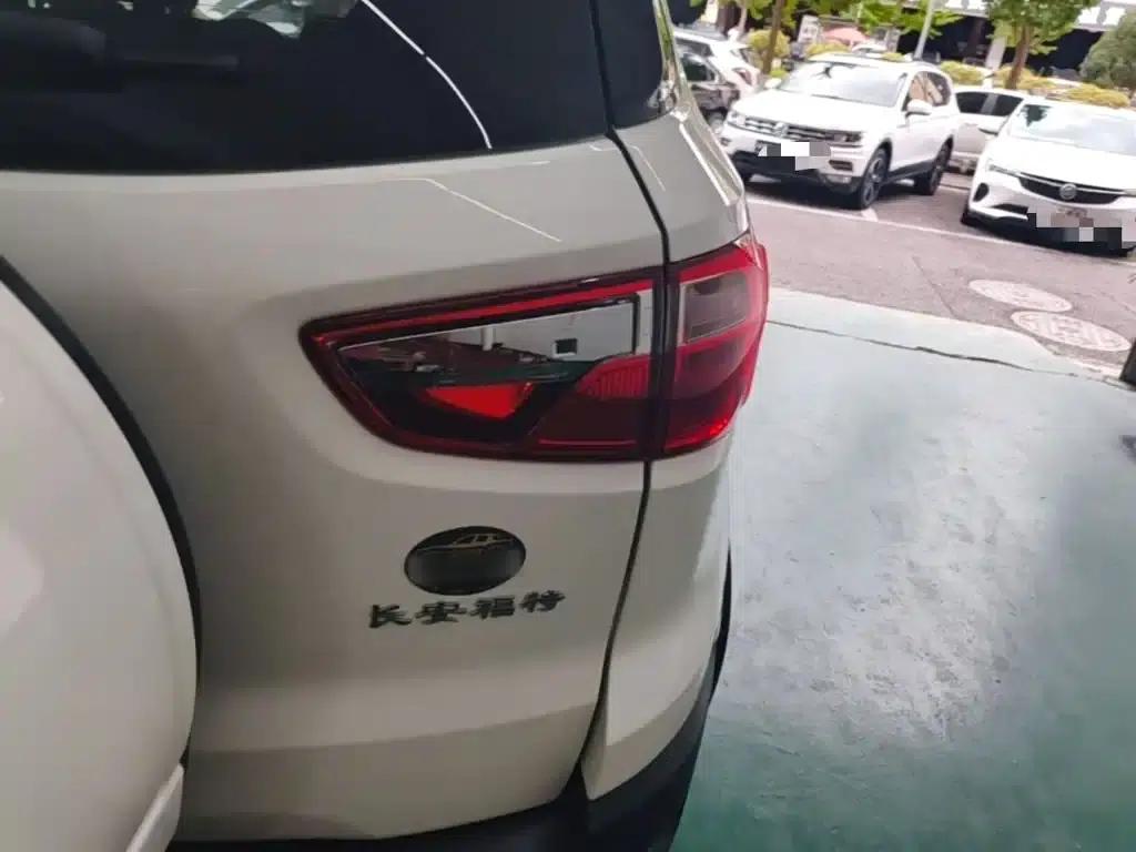 EcoSport 2018 1.5L Automatic Elite — миниатюра 8