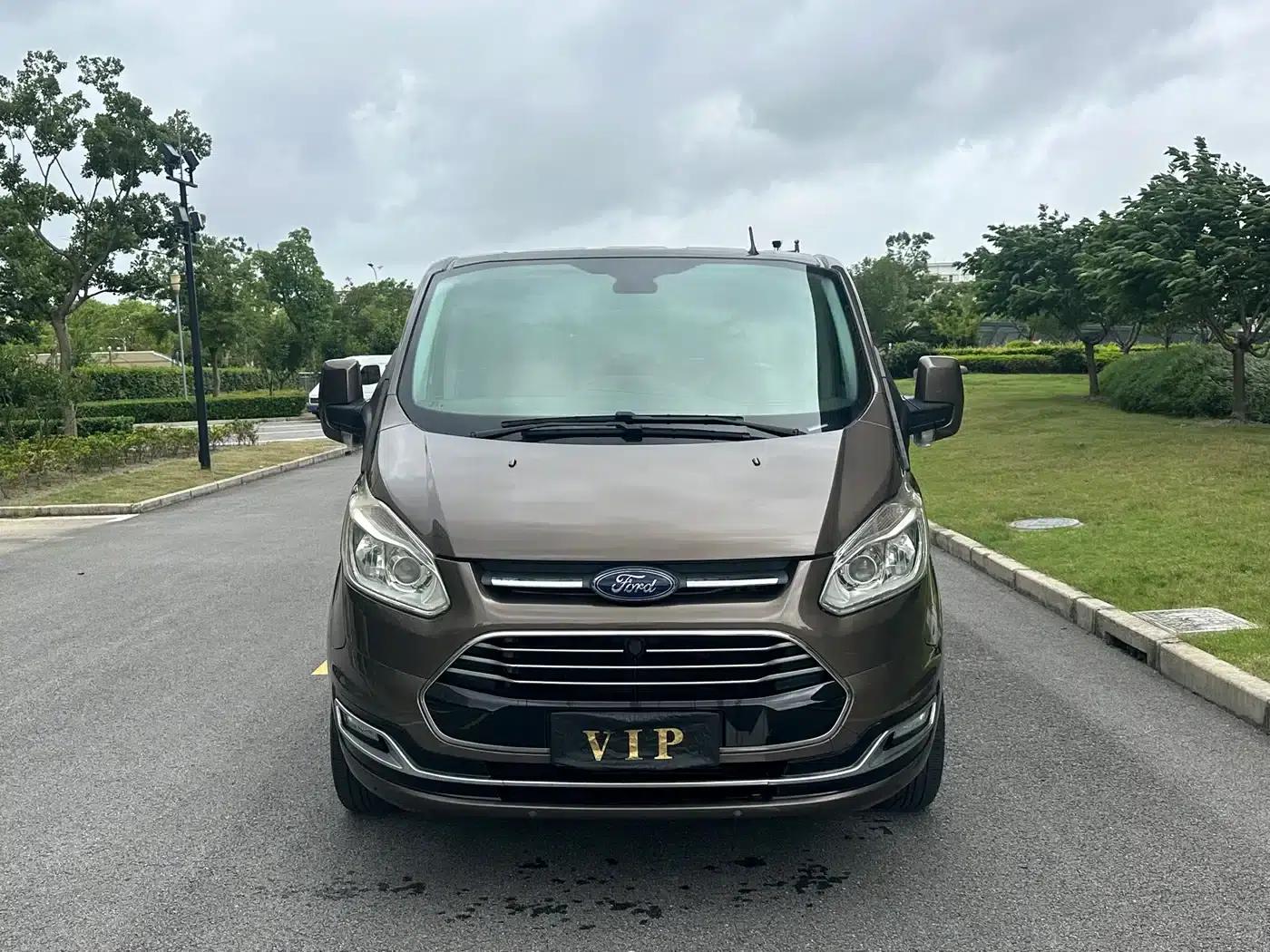 Tourneo 2017 2.0T Automatic Elite Edition — миниатюра 2
