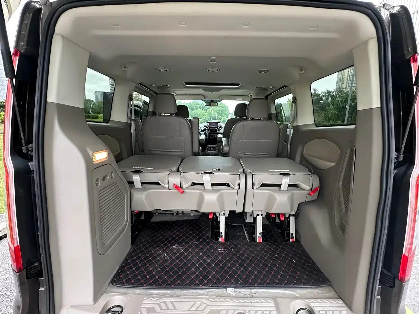 Tourneo 2017 2.0T Automatic Elite Edition — миниатюра 14