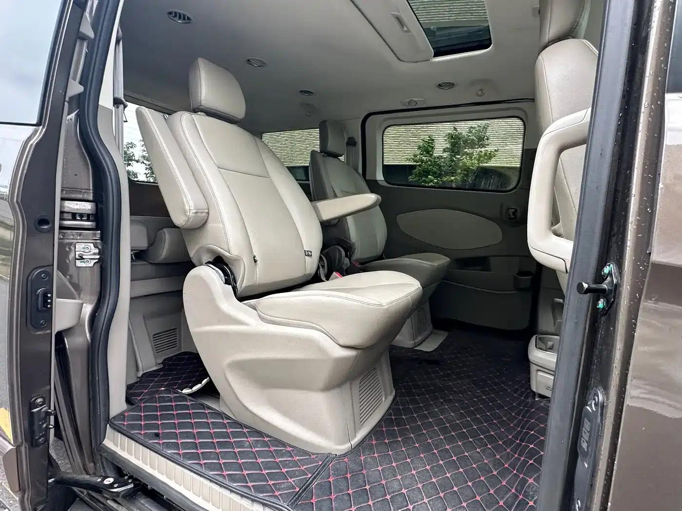 Tourneo 2017 2.0T Automatic Elite Edition — миниатюра 15