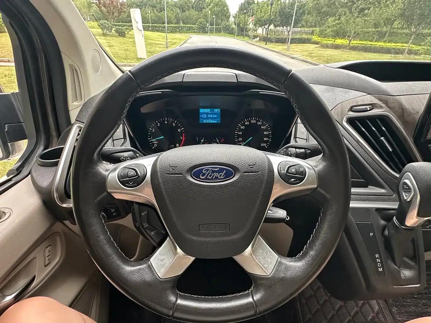 Tourneo 2017 2.0T Automatic Elite Edition — миниатюра 17