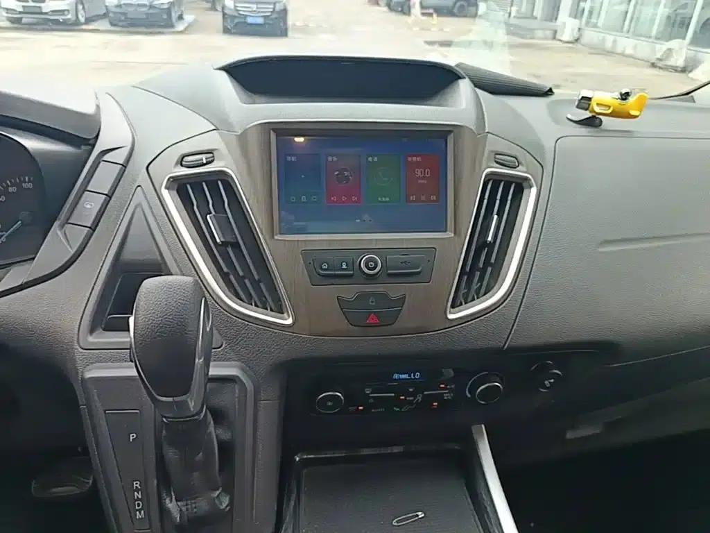 Tourneo 2020 2.0T Automatic Elite Edition (China VI Emission Standard) — миниатюра 13