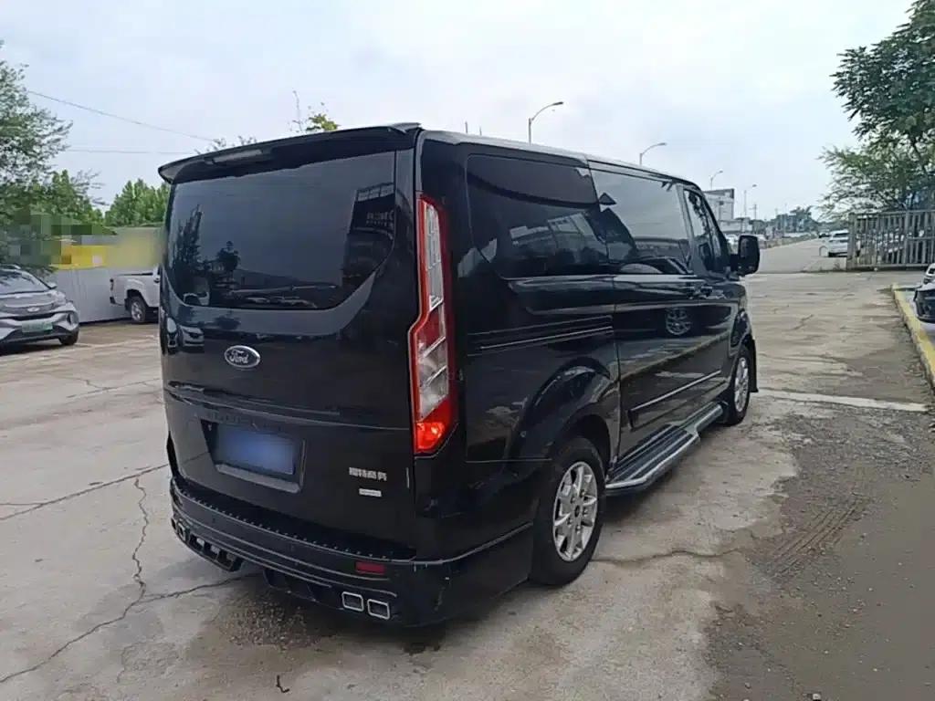 Tourneo 2020 2.0T Automatic Elite Edition (China VI Emission Standard) — миниатюра 7
