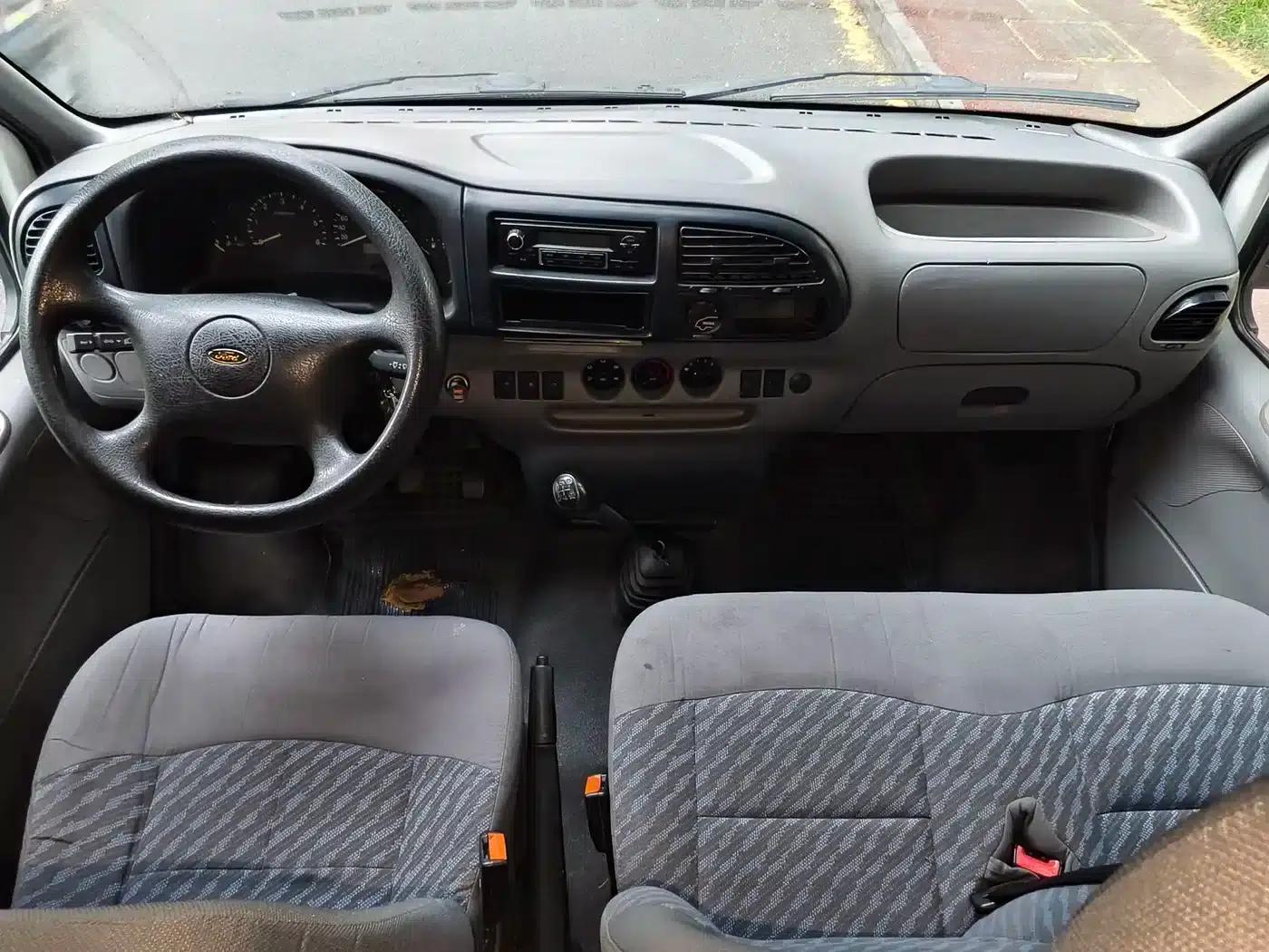 Classic Ford Transit 2016 2.8T Diesel Short Wheelbase 6-Seat Mid-Roof Multi-Purpose Vehicle JX493ZLQ4 — миниатюра 11
