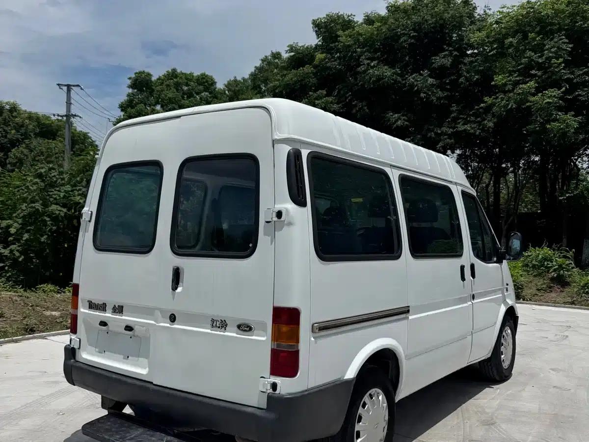 Classic Ford Transit 2016 2.8T Diesel Short Wheelbase 6-Seat Mid-Roof Multi-Purpose Vehicle JX493ZLQ4 — миниатюра 4
