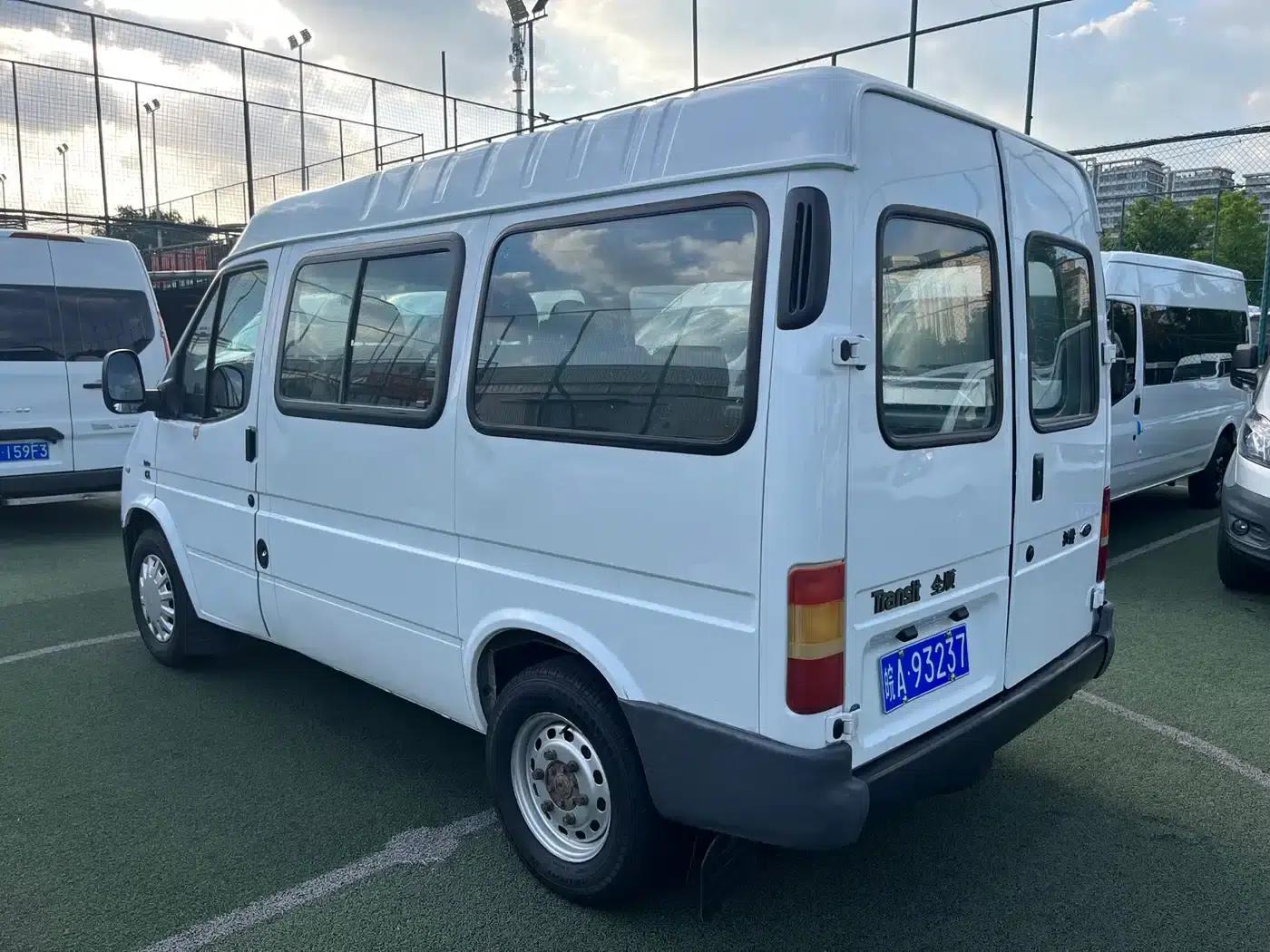 Classic Ford Transit 2013 2.8T Diesel Standard Short Wheelbase Mid-Roof JX493ZLQ4 — миниатюра 9