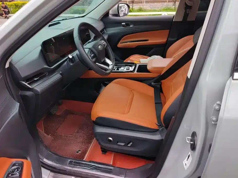 2025 EcoBoost 170 Premium Model — миниатюра 9