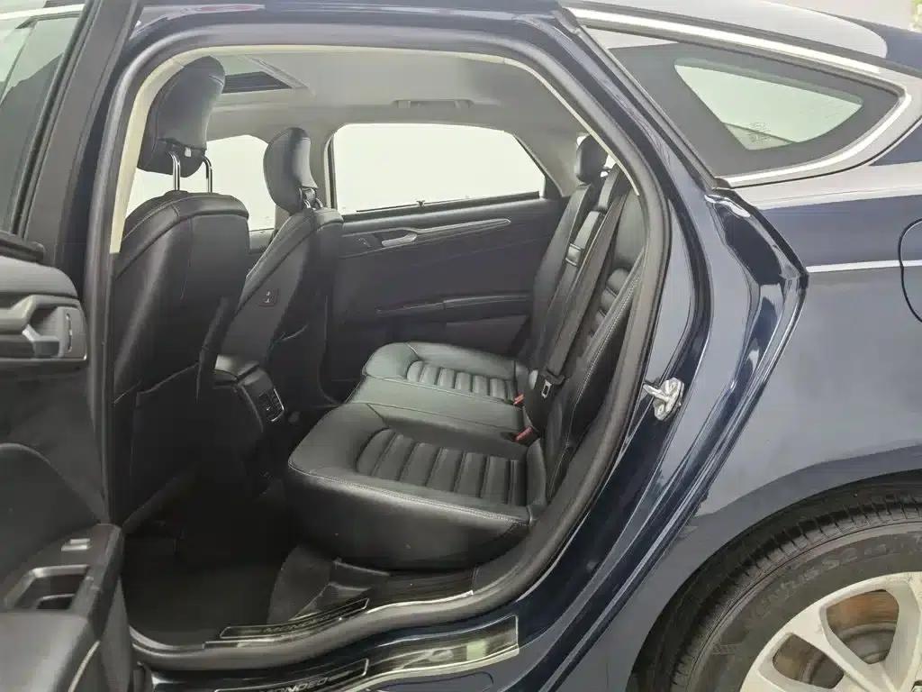 Mondeo PHEV 2018 2.0 PHEV Intelligent Control Fashion Model (National VI Emission Standard) — миниатюра 15