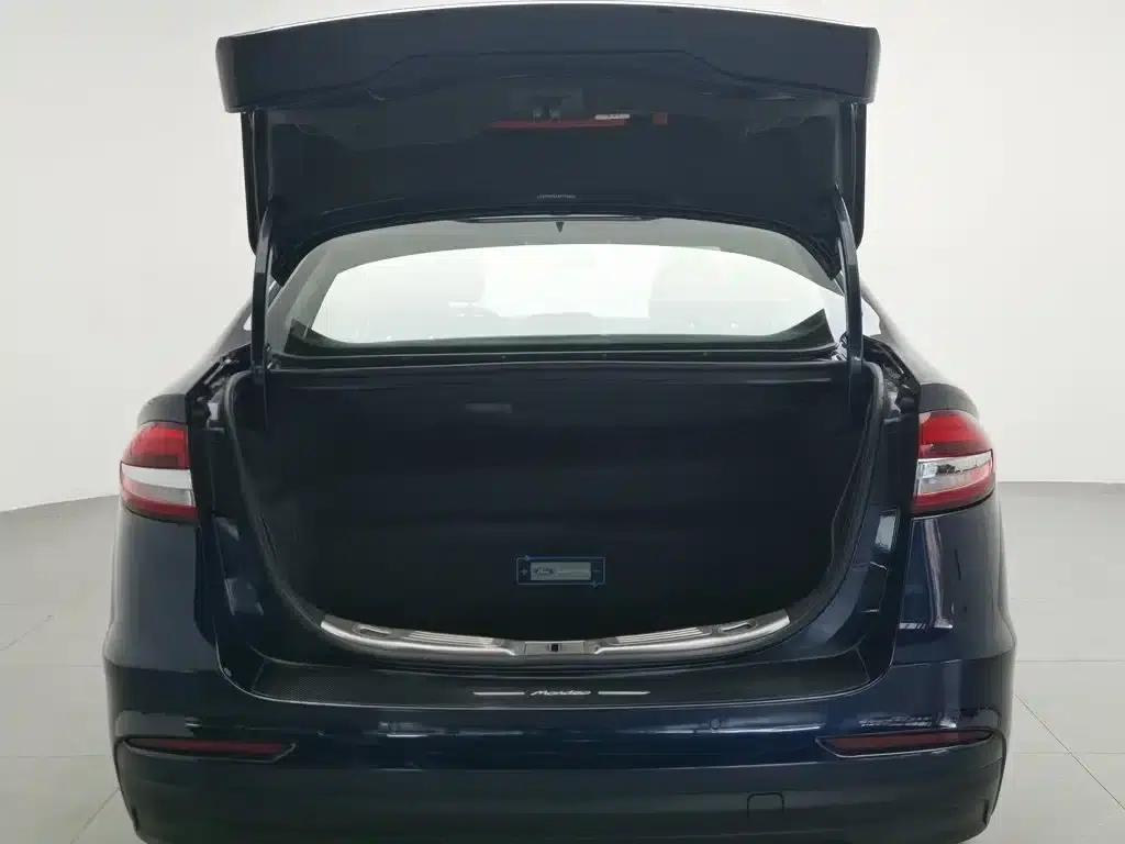 Mondeo PHEV 2018 2.0 PHEV Intelligent Control Fashion Model (National VI Emission Standard) — миниатюра 16