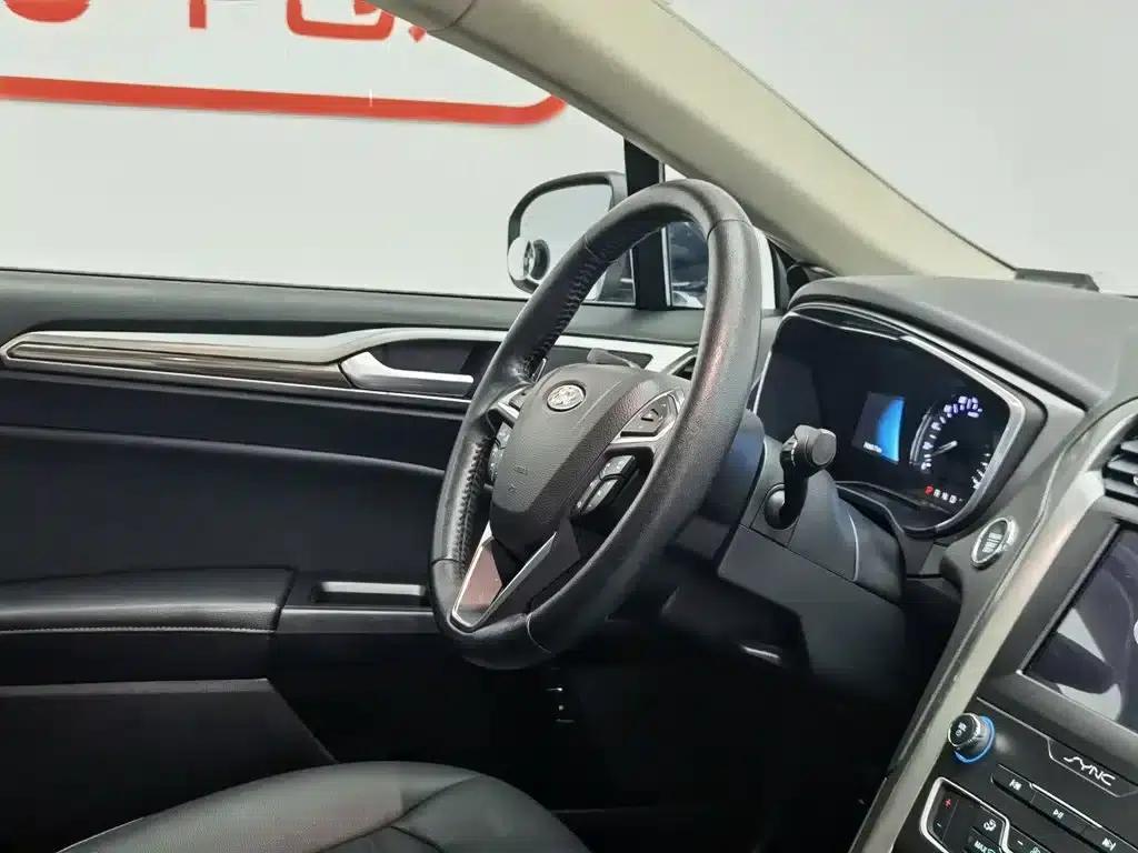 Mondeo PHEV 2018 2.0 PHEV Intelligent Control Fashion Model (National VI Emission Standard) — миниатюра 22