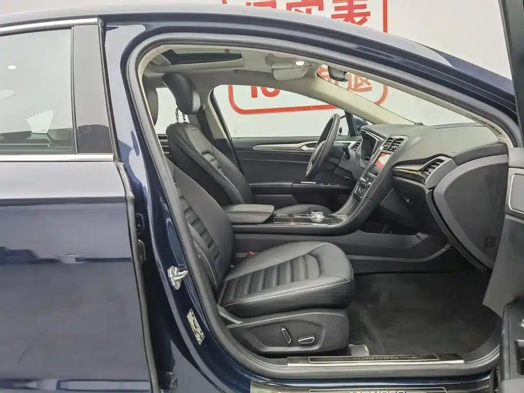 Mondeo PHEV 2018 2.0 PHEV Intelligent Control Fashion Model (National VI Emission Standard) — миниатюра 23