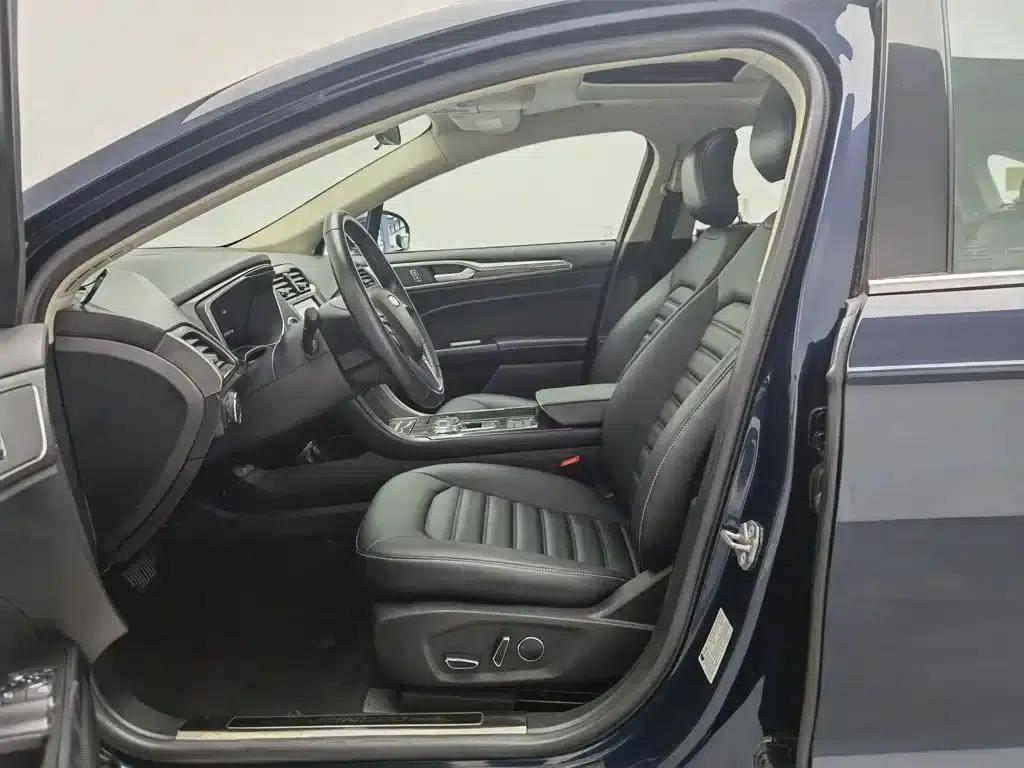 Mondeo PHEV 2018 2.0 PHEV Intelligent Control Fashion Model (National VI Emission Standard) — миниатюра 10