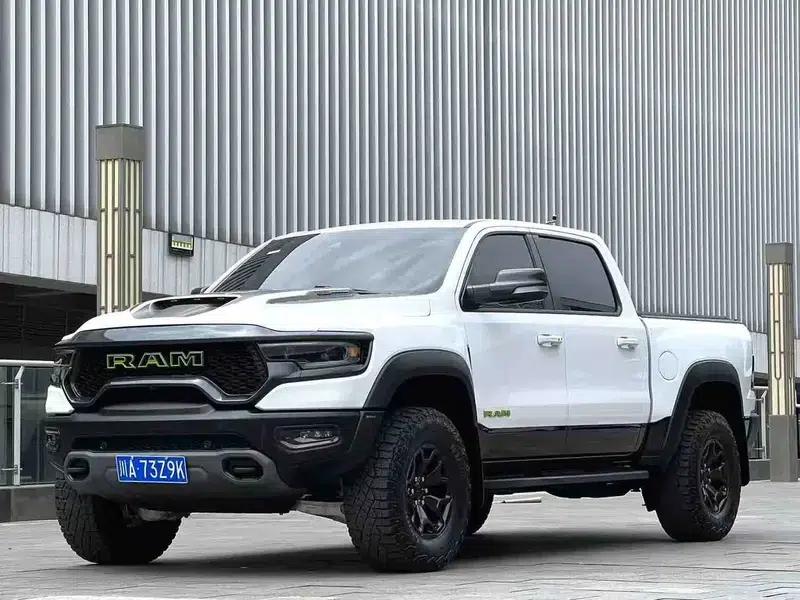 RAM Trucks 2022 6.2T Automatic 4WD 5-Seater Parallel Import — миниатюра 1