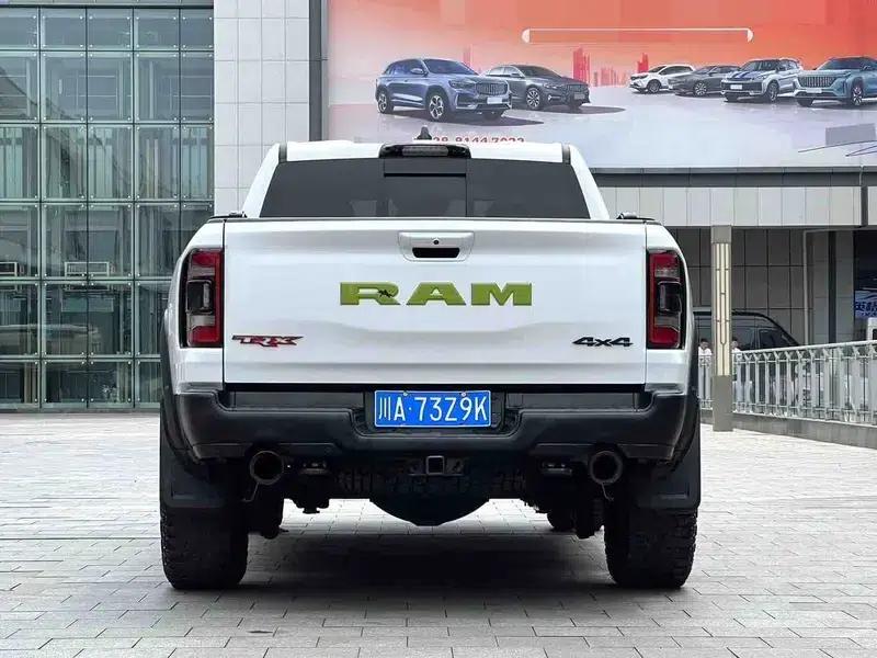 RAM Trucks 2022 6.2T Automatic 4WD 5-Seater Parallel Import — миниатюра 4