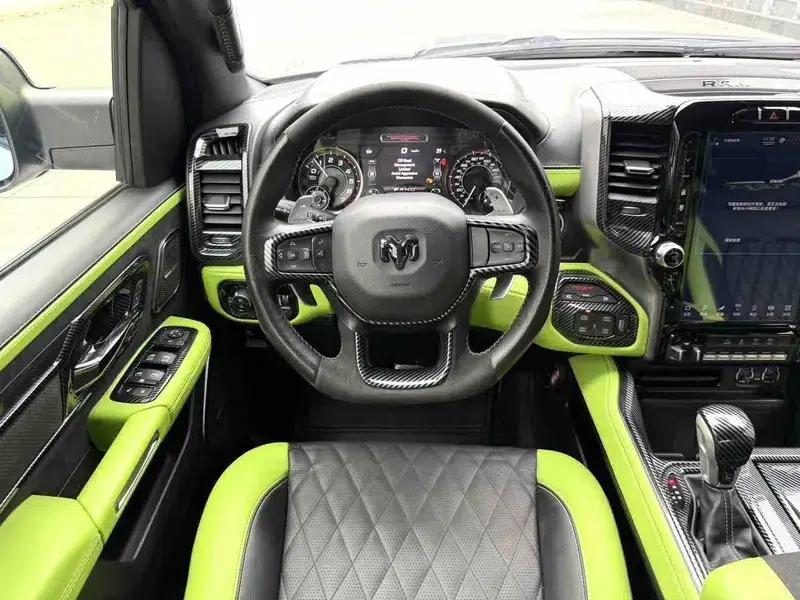 RAM Trucks 2022 6.2T Automatic 4WD 5-Seater Parallel Import — миниатюра 9