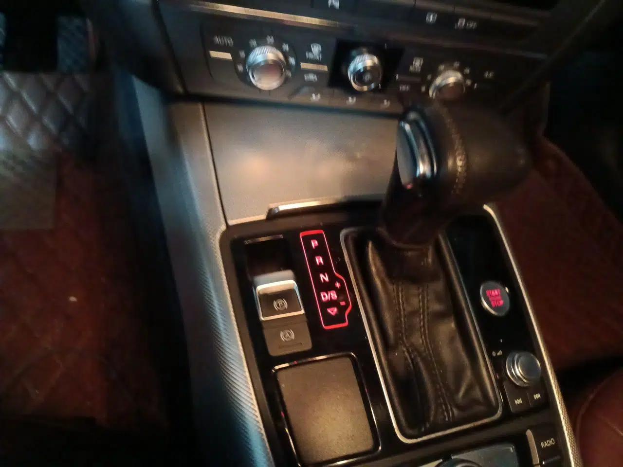 Audi A6L 2014 TFSI Standard Model — миниатюра 14