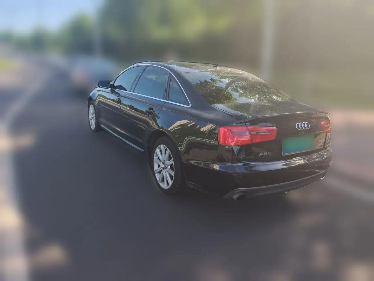 Audi A6L 2012 TFSI Standard Model — миниатюра 4
