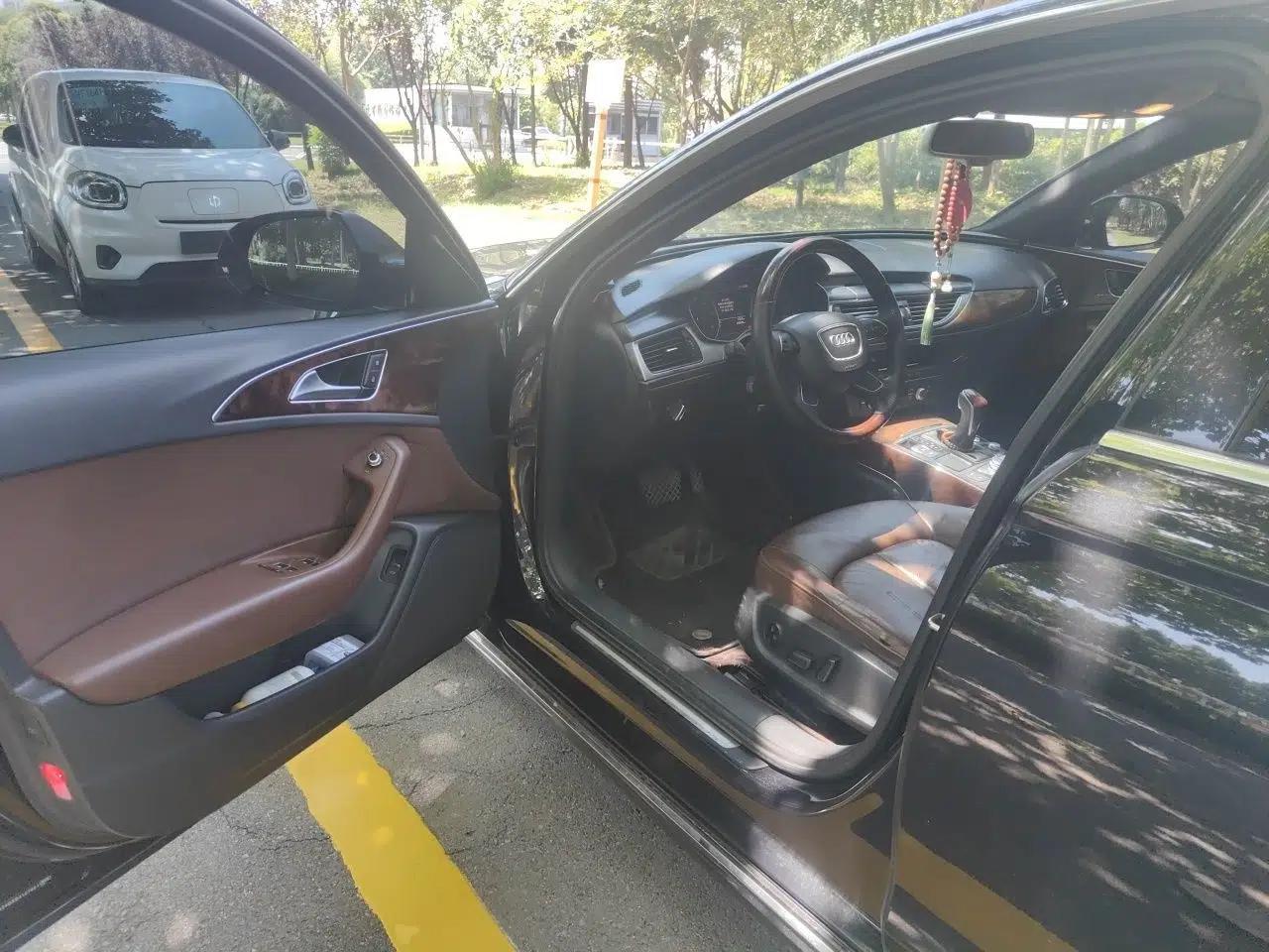 Audi A6L 2012 30 FSI Comfort Model — миниатюра 16