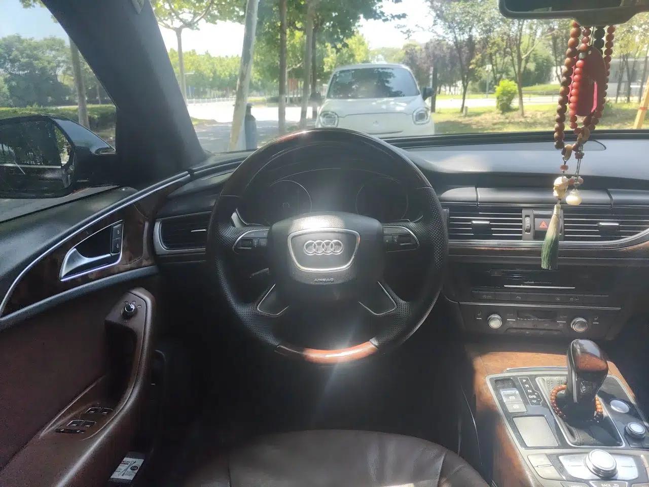 Audi A6L 2012 30 FSI Comfort Model — миниатюра 10