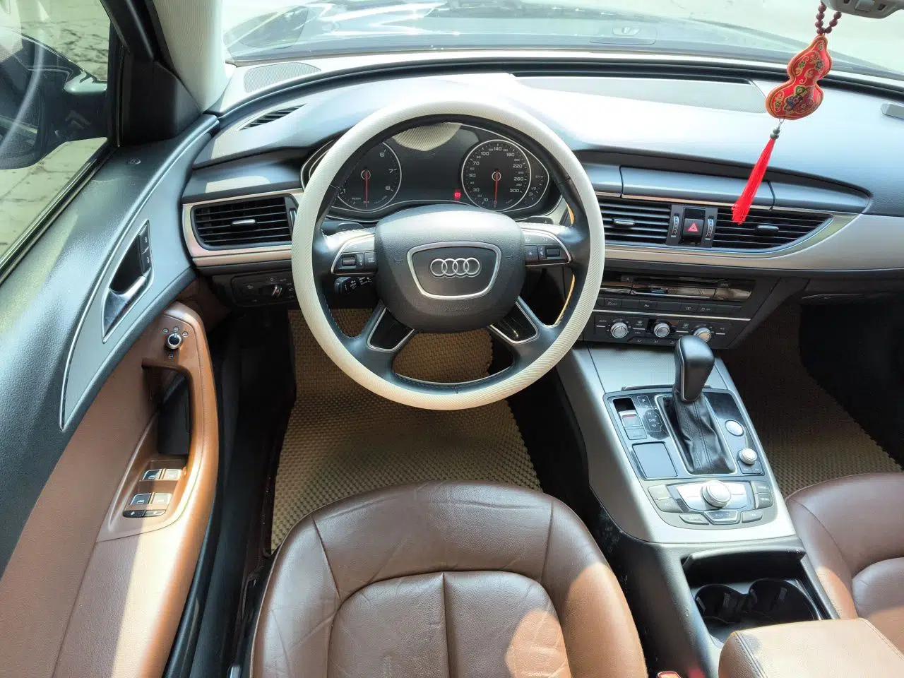 Audi A6L 2018 30th Anniversary Edition TFSI Trendy Model — миниатюра 10