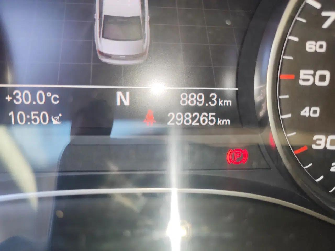 Audi A6L 2014 35 FSI Comfort Version — миниатюра 12