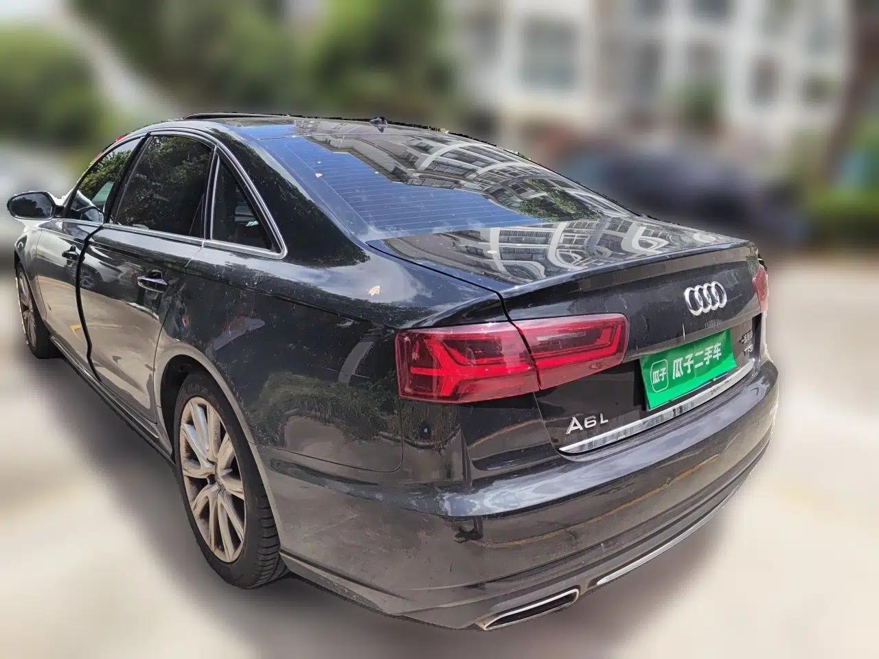 Audi A6L 2018 30th Anniversary Edition TFSI Trendy Model — миниатюра 4
