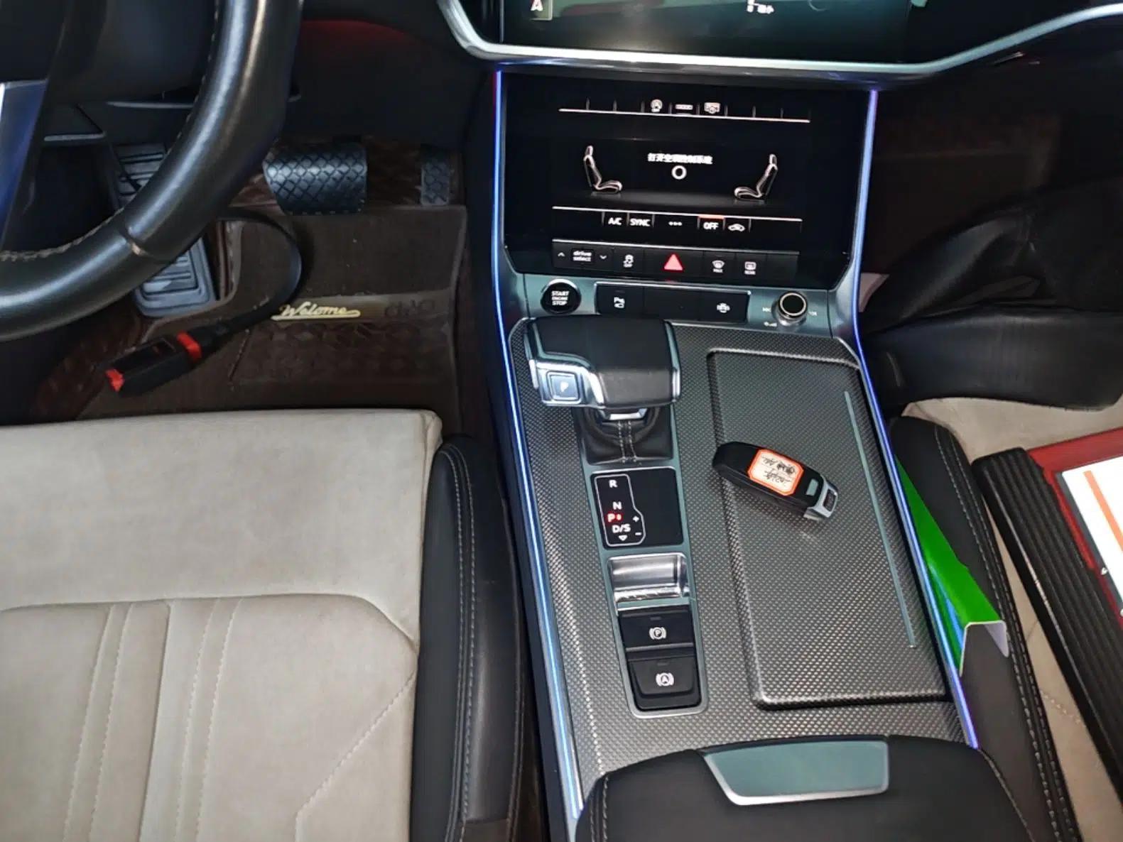 Audi A6L 2021 40 TFSI Luxury Dynamic Edition — миниатюра 21