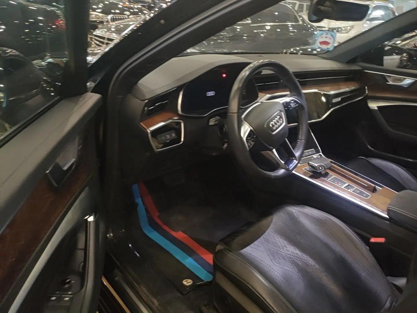 Audi A6L 2019 45 TFSI quattro Prestige Dynamic Edition — миниатюра 17