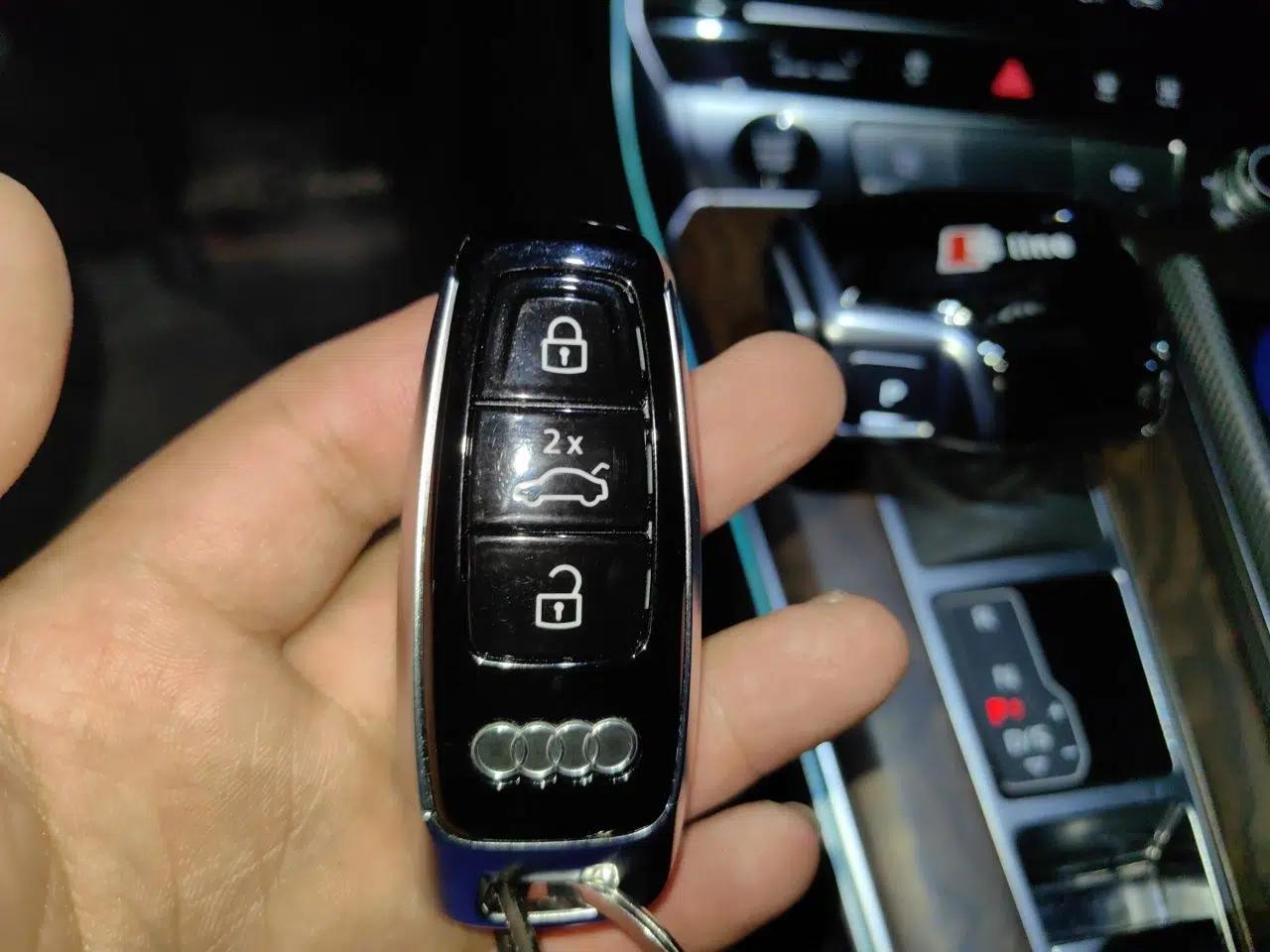 Audi A6L 2023 45 TFSI Prestige Dynamic Edition — миниатюра 24