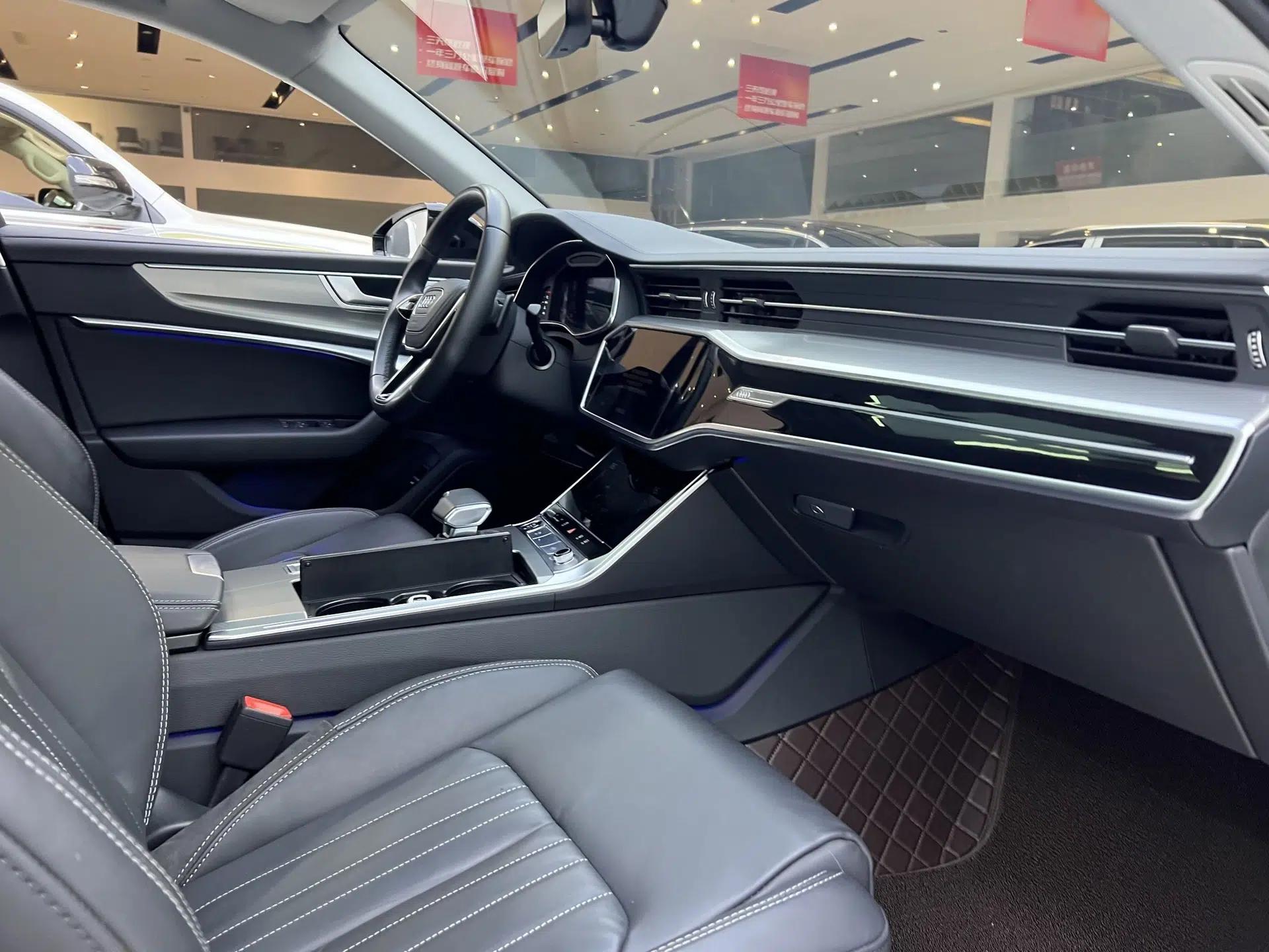 Audi A6L 2023 Revised 45 TFSI Prestige Elegant Edition — миниатюра 20