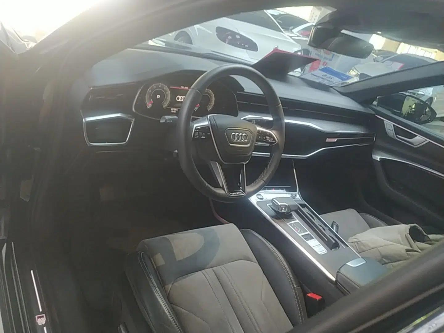 Audi A6L 2023 Revised Edition 45 TFSI quattro Prestige Dynamic Version — миниатюра 17