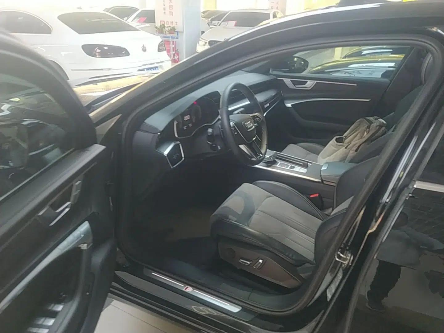 Audi A6L 2023 Revised Edition 45 TFSI quattro Prestige Dynamic Version — миниатюра 23