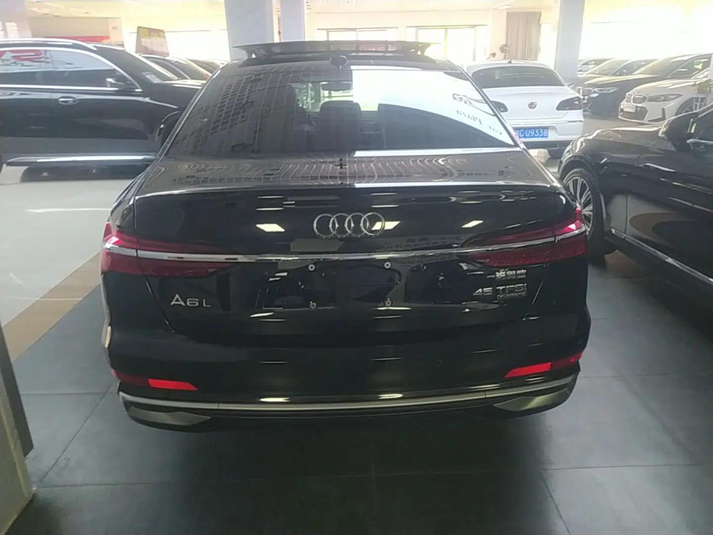 Audi A6L 2023 Revised Edition 45 TFSI quattro Prestige Dynamic Version — миниатюра 5