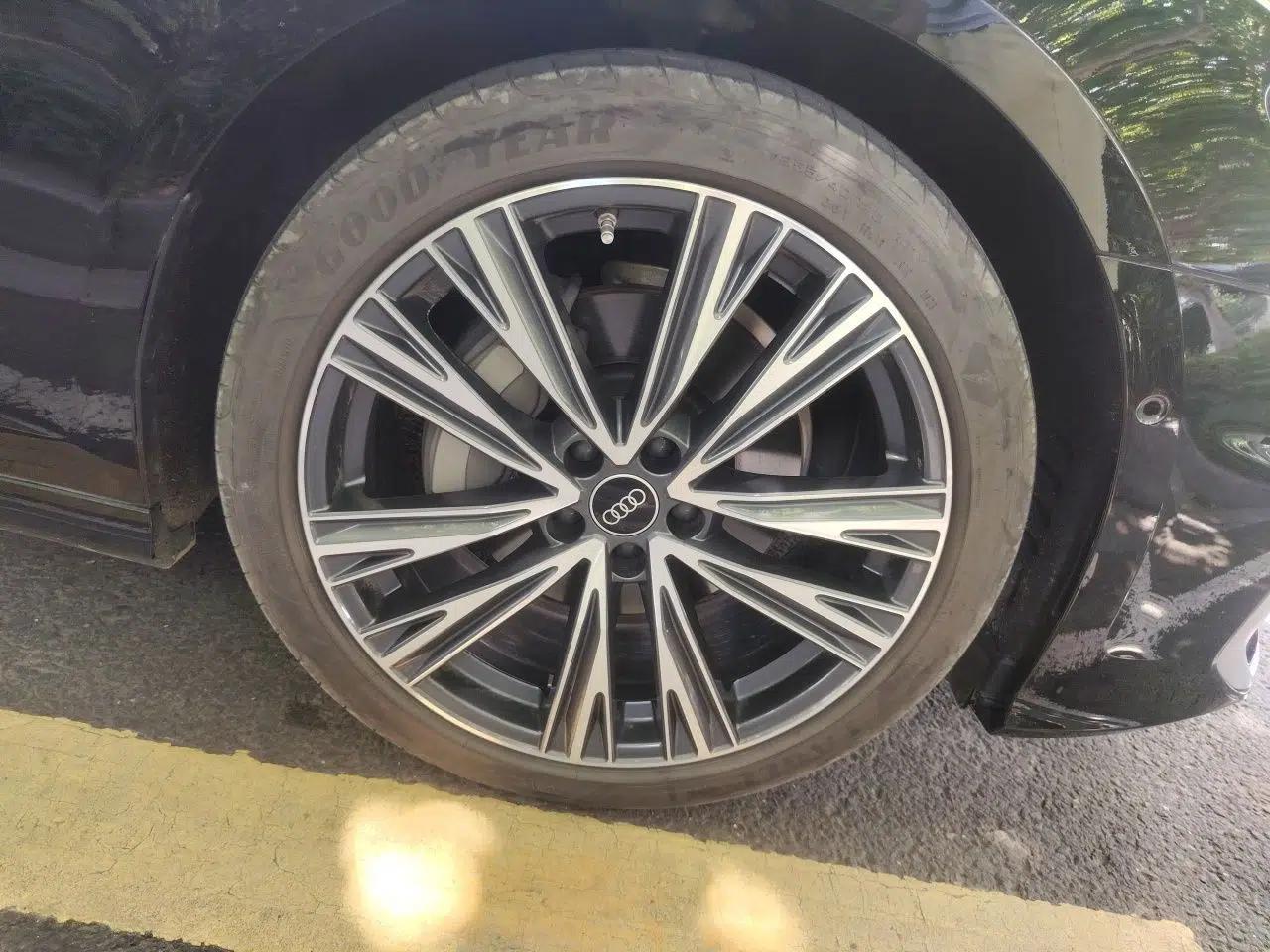 Audi A6L 2023 Updated 45 TFSI quattro Prestige Dynamic Edition — миниатюра 8