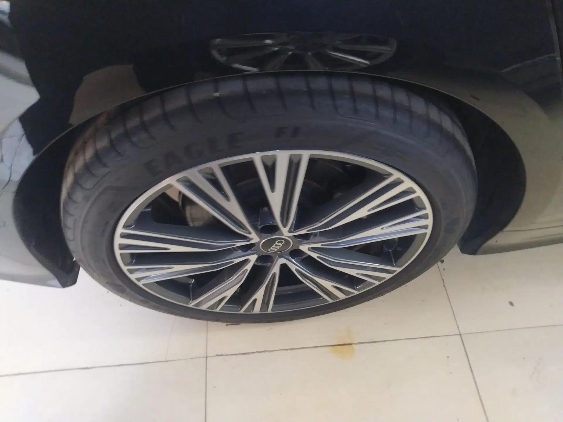 Audi A6L 2025 Revised 45 TFSI Prestige Dynamic Edition — миниатюра 11