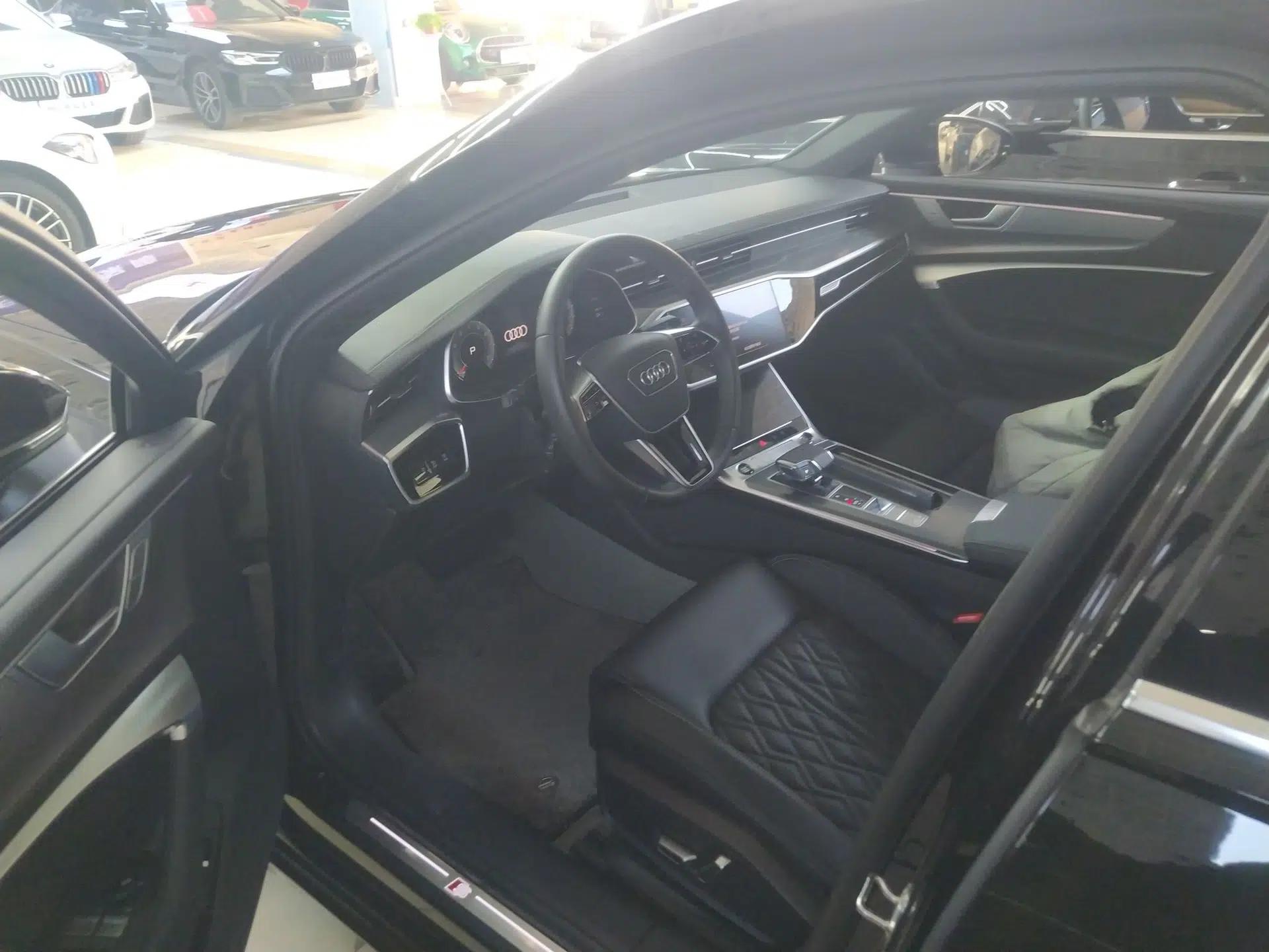 Audi A6L 2025 Revised 45 TFSI Prestige Dynamic Edition — миниатюра 22